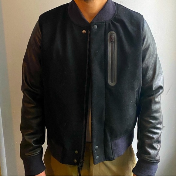 Womans Nike Vintage bomber jacket - Picture 3 of 5